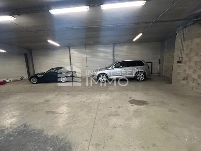 Flex in Stains for sale - Building Photo - Image 2 of 7