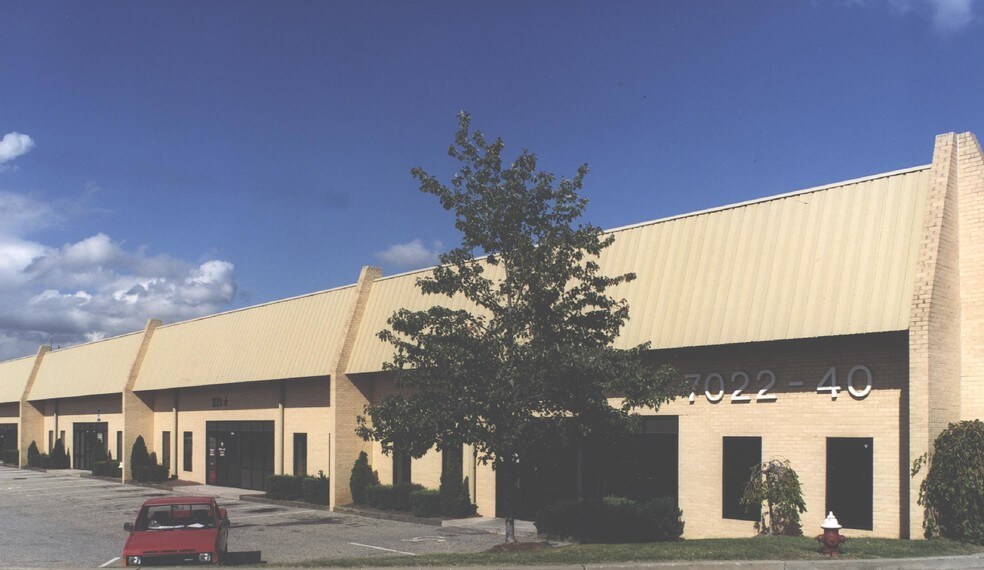 7090 Golden Ring Rd, Rosedale, MD for sale - Primary Photo - Image 1 of 1