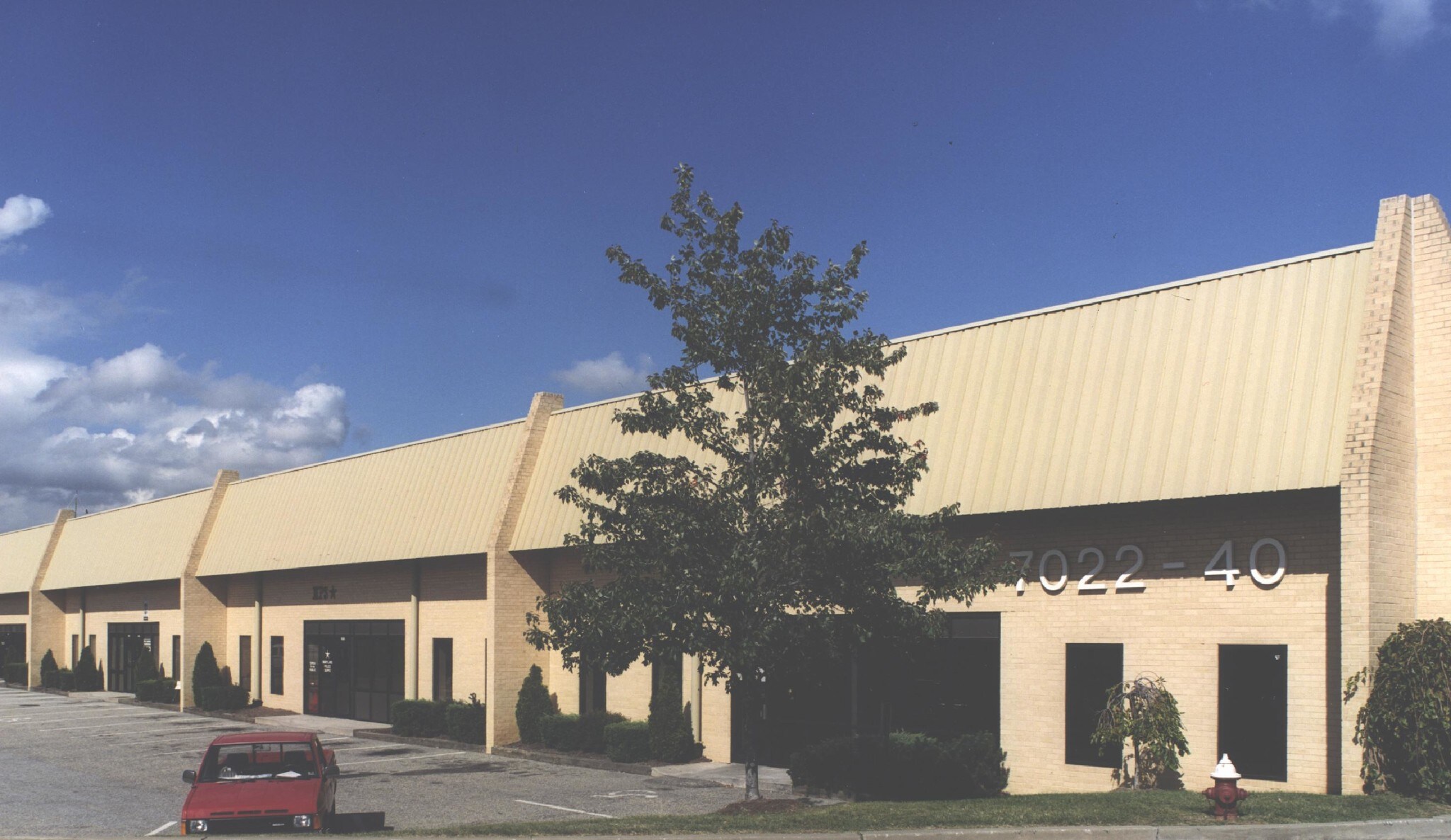 7090 Golden Ring Rd, Rosedale, MD for sale Primary Photo- Image 1 of 1