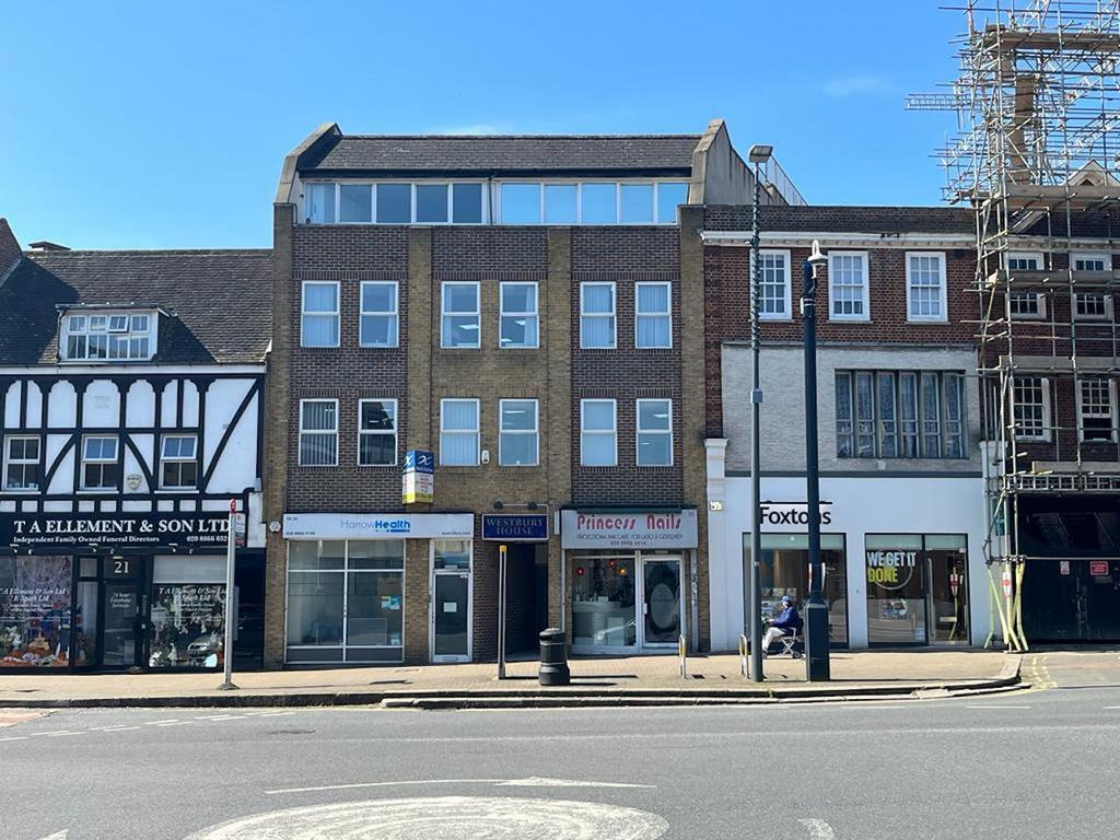 23-25 Bridge St, Pinner for lease Building Photo- Image 1 of 10