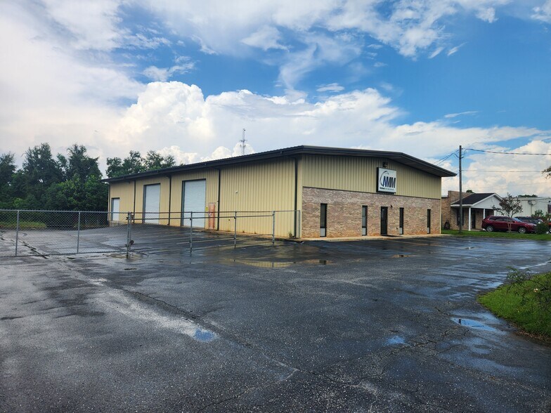 3750 Halls Mill Rd, Mobile, AL for lease - Building Photo - Image 1 of 13