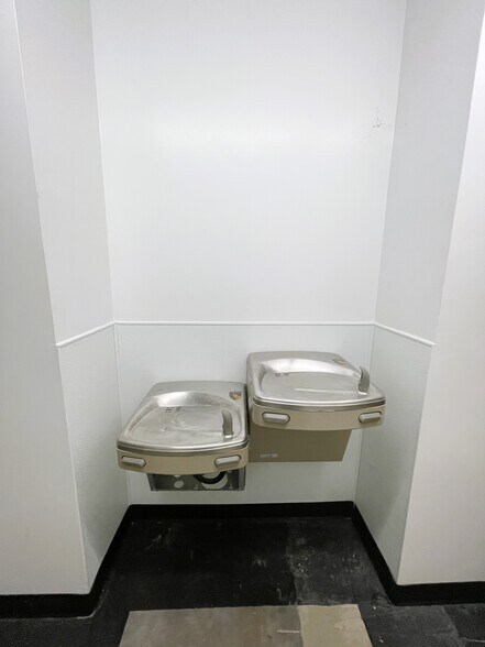 1102 Main St E, Honey Grove, TX for sale - Building Photo - Image 1 of 1