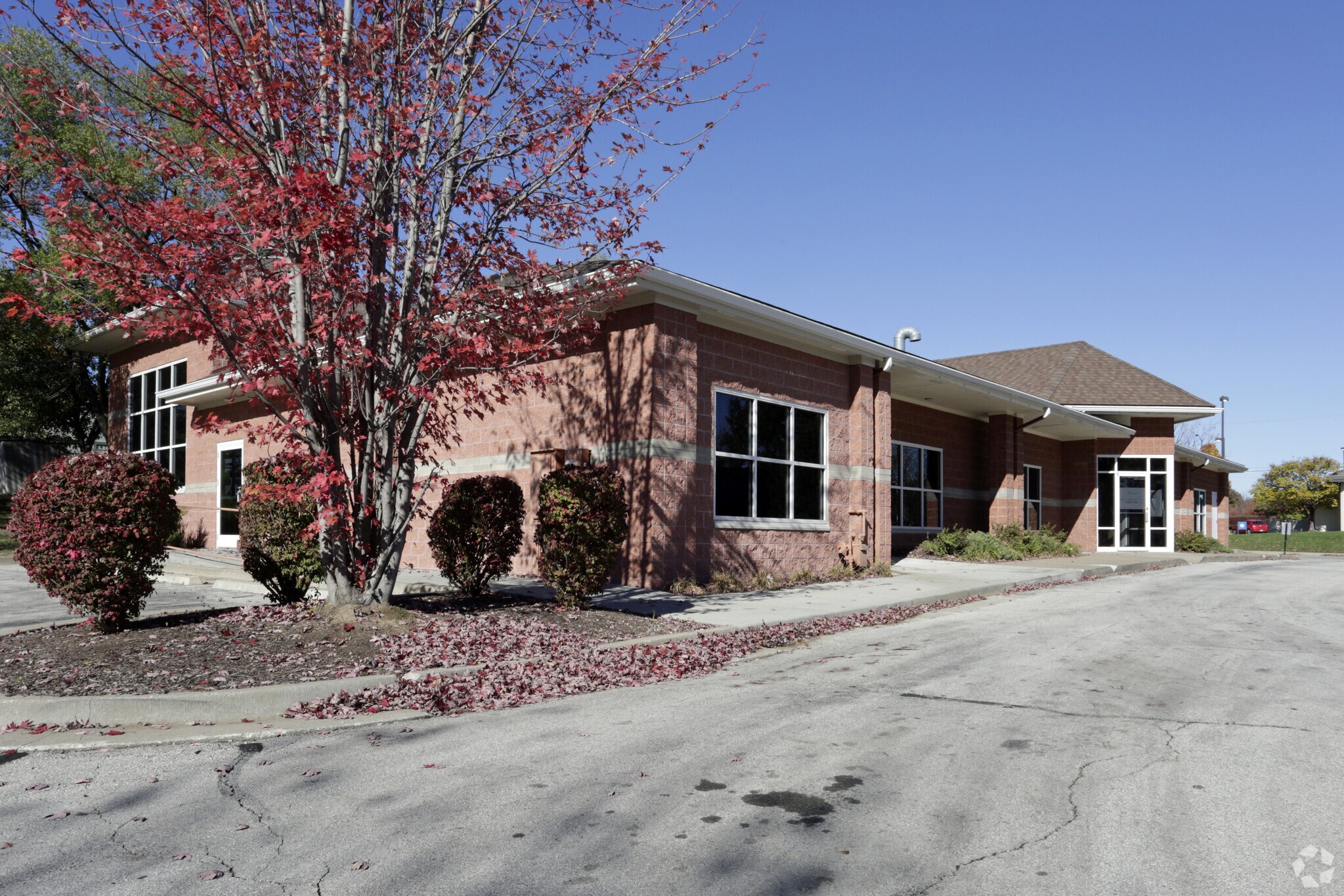 15555 W 87th St Pky, Lenexa, KS for sale Primary Photo- Image 1 of 1