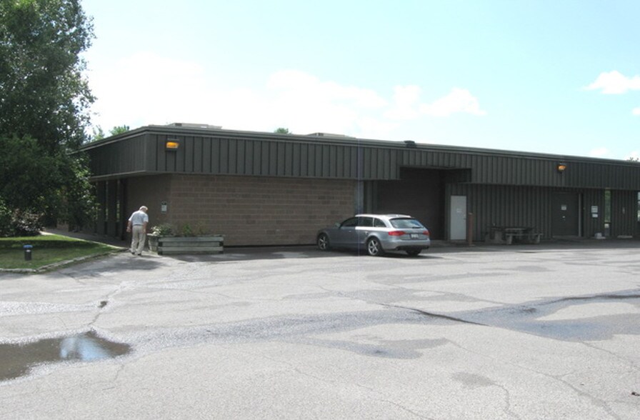 2171 Mcgee Side Rd, Ottawa, ON K0A 1L0