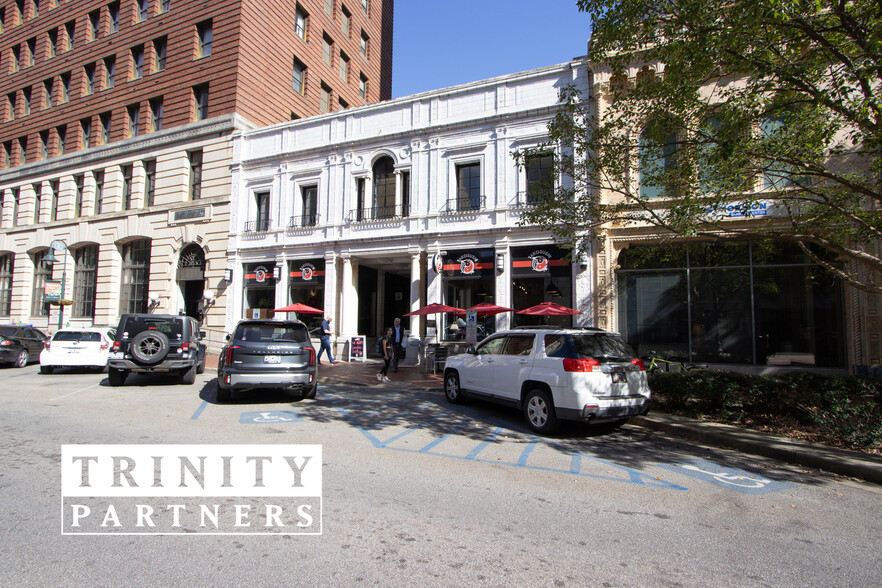 1332 Main St, Columbia, SC for lease - Building Photo - Image 1 of 8