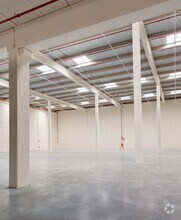 Calle de Eduardo Barreiros, 104, Madrid, Madrid for lease Building Photo- Image 1 of 10