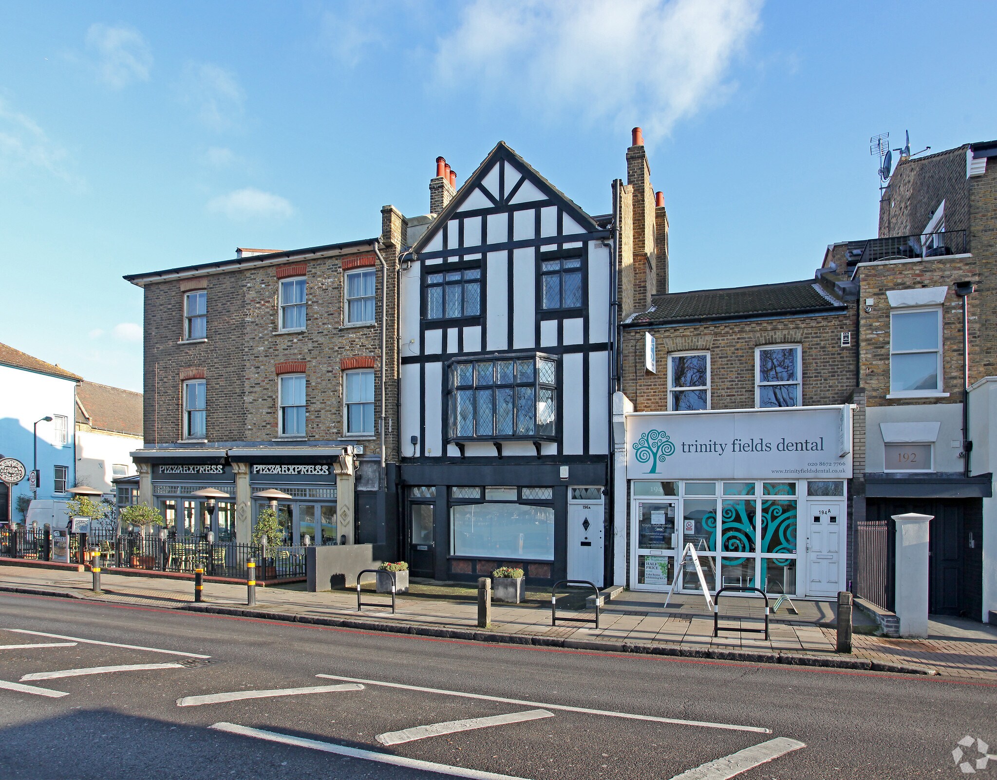 196-196A Trinity Rd, London for sale Primary Photo- Image 1 of 1