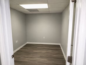 Office/Medical in Palm Harbor, FL for lease Interior Photo- Image 2 of 2