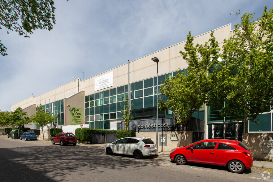 Calle Lanzarote, 9-13-13, San Sebastián De Los Reyes, Madrid for lease - Building Photo - Image 3 of 6