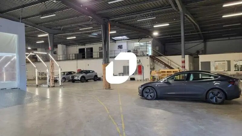 Industrial in Mérignac for lease - Interior Photo - Image 2 of 8