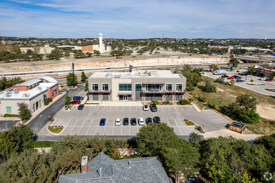 1604 N Loop 1604 W, San Antonio, TX for lease - Building Photo - Image 3 of 8