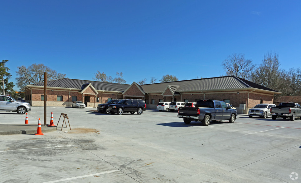 1906 Avenue D, Katy, TX for sale - Primary Photo - Image 1 of 1