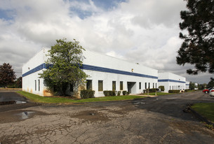 47500-47590 Avante Dr, Wixom MI - Warehouse