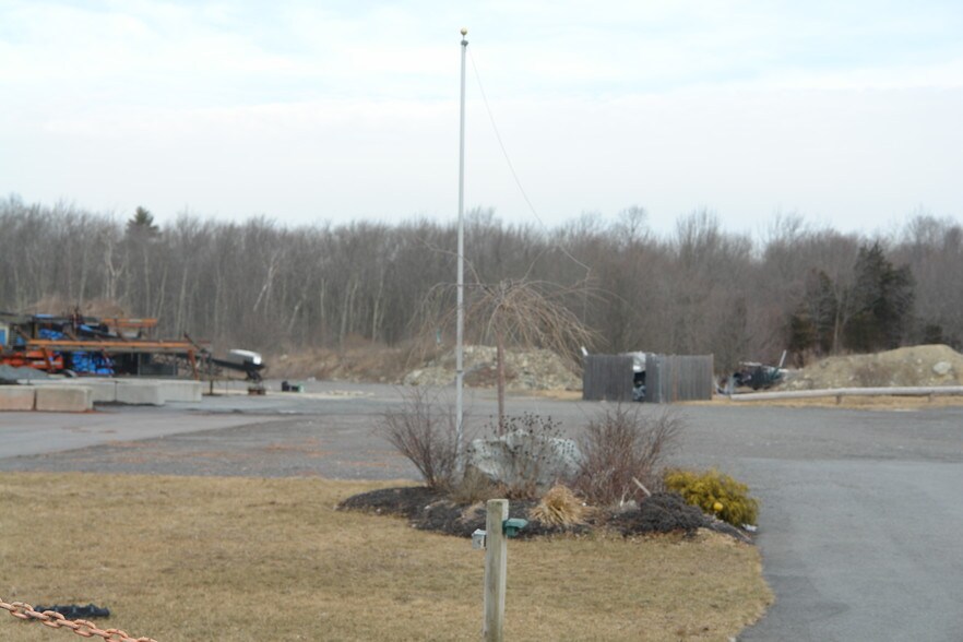 443 Winthrop St, Taunton, MA 02780