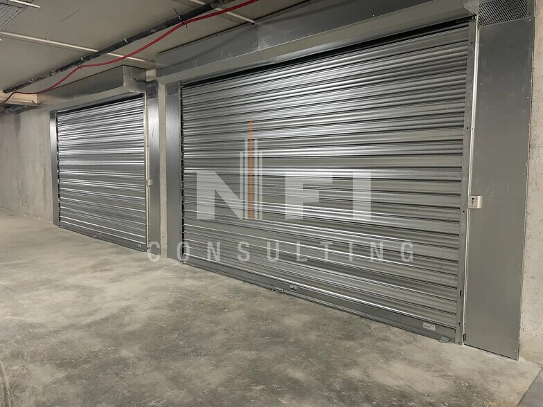 Flex in Valbonne for lease - Building Photo - Image 3 of 6
