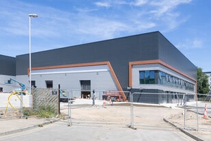 Reading Logistics Park - Warehouse