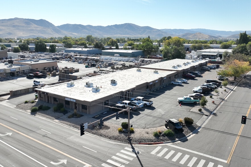 397-399 Greg St, Sparks, NV for lease - Building Photo - Image 1 of 4