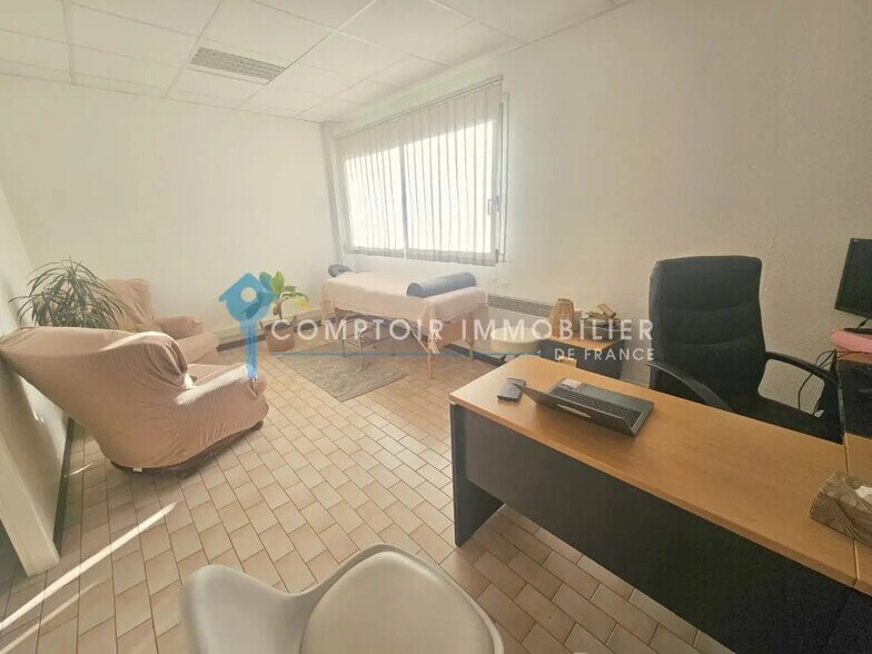 Office in Montpellier for sale - Building Photo - Image 3 of 5