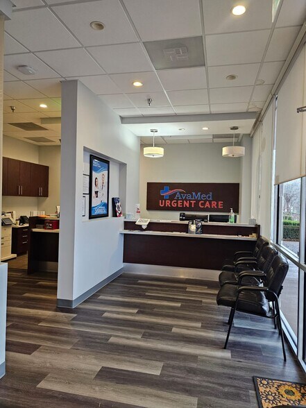 121 Tom Hill Sr Blvd, Macon-Bibb, GA for lease - Interior Photo - Image 2 of 8