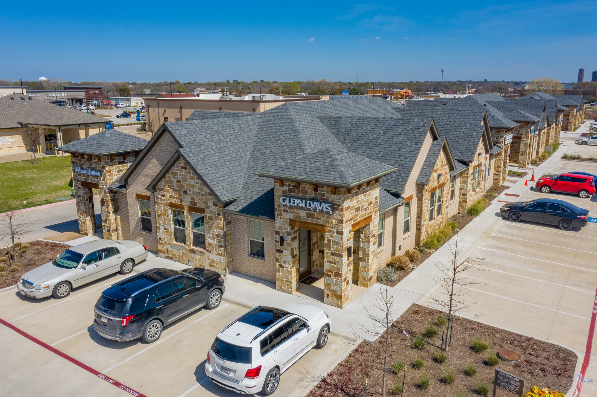 2214 Emery St, Denton, TX for lease Building Photo- Image 1 of 5