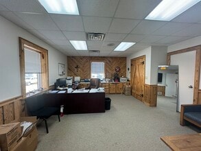 3831 Reynolda Rd, Winston-Salem, NC for lease Interior Photo- Image 1 of 9