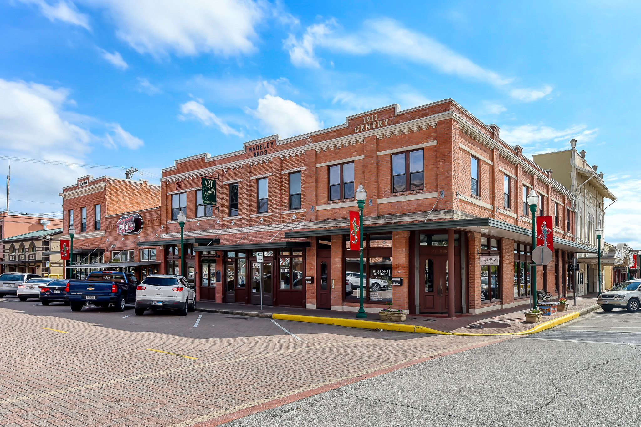 236 N Main St, Conroe, TX for sale Building Photo- Image 1 of 1