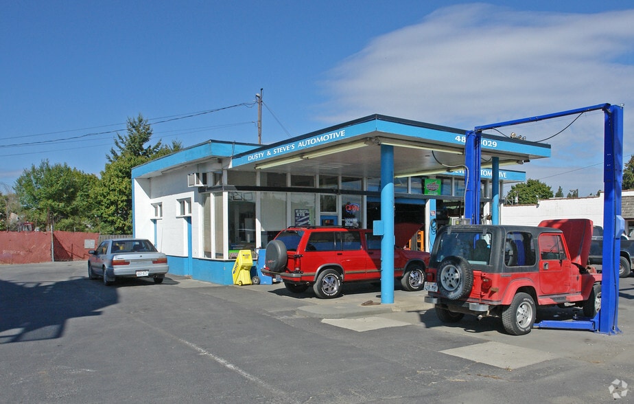 10101 N Newport Hwy, Spokane, WA for lease - Primary Photo - Image 1 of 2