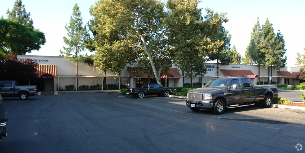 1318-1320 W 9th St, Upland, CA for lease - Building Photo - Image 2 of 5