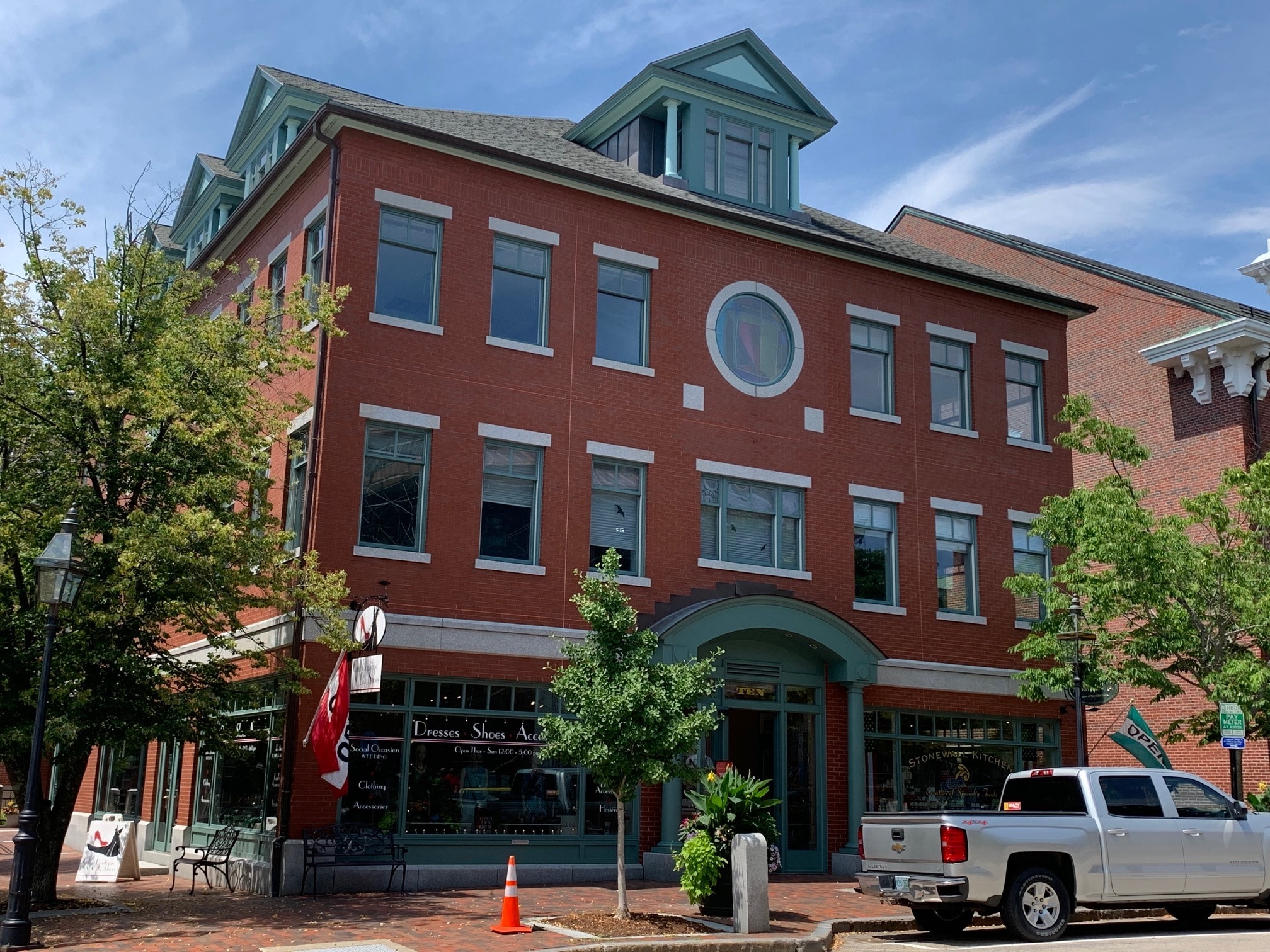 10 Pleasant St, Portsmouth, NH for lease Building Photo- Image 1 of 4