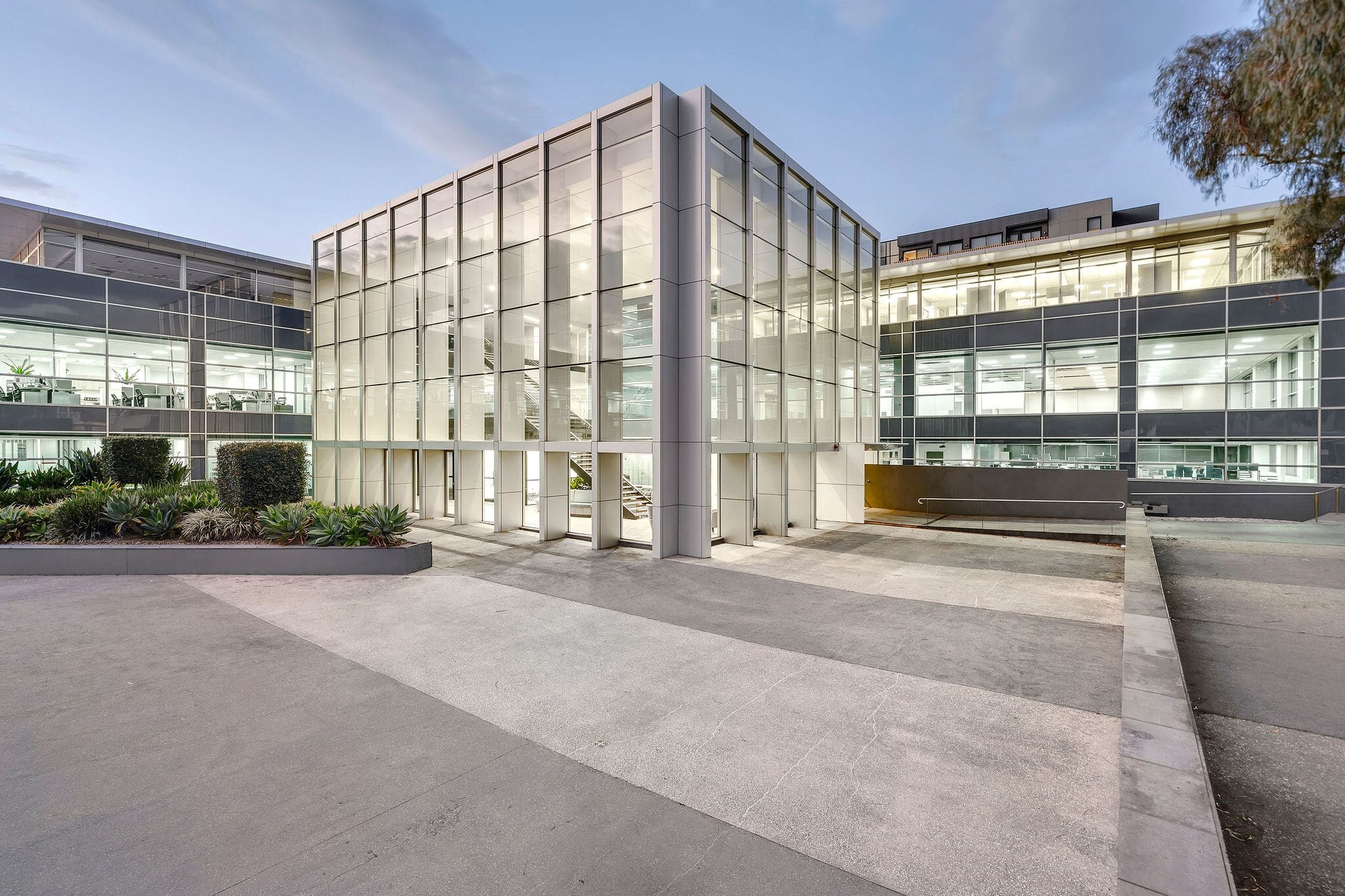 4-14 Redfern Rd, Hawthorn East for lease Building Photo- Image 1 of 2