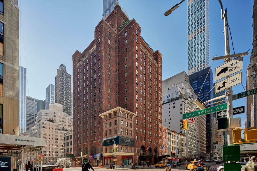 130 E 57th St, New York, NY for sale - Primary Photo - Image 1 of 1