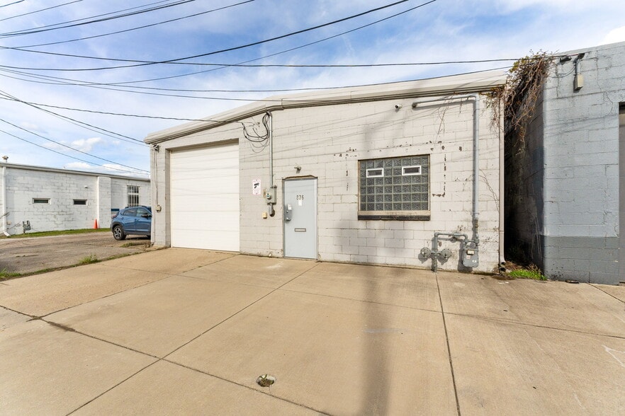 876 N 20th St, Columbus, OH for lease - Building Photo - Image 1 of 21