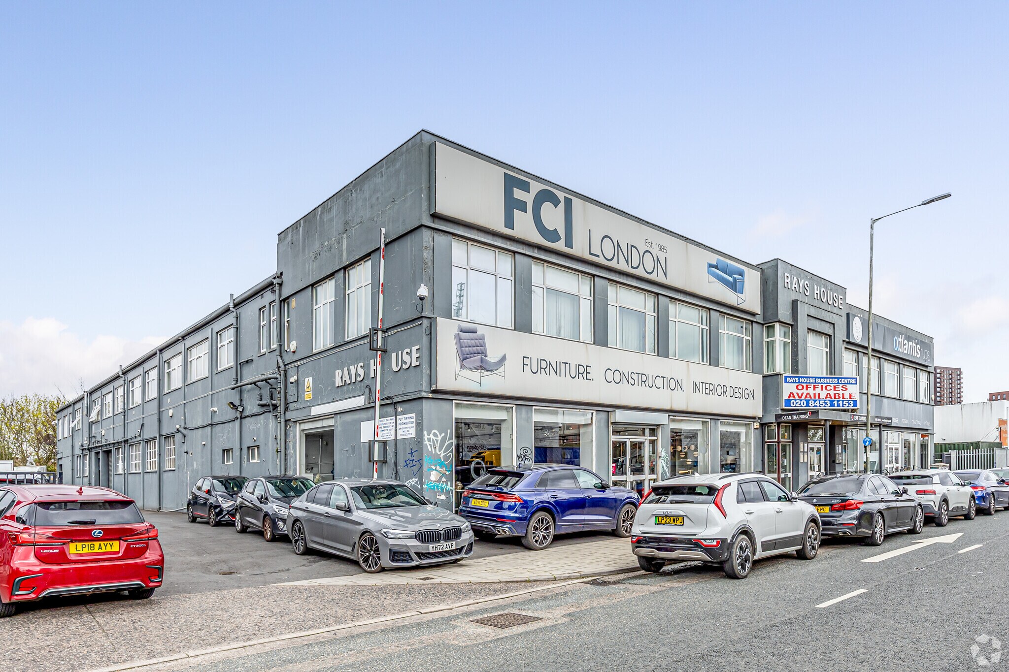 North Circular Rd, London for lease Primary Photo- Image 1 of 3