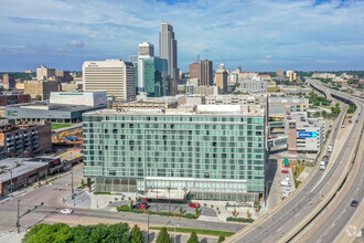 1101 Davenport St, Omaha, NE - aerial  map view