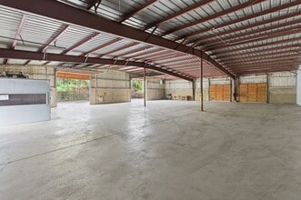 213 Whitsett Rd, Nashville, TN for sale Interior Photo- Image 2 of 9