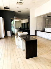 800 Irving St, San Francisco, CA for lease Interior Photo- Image 2 of 3