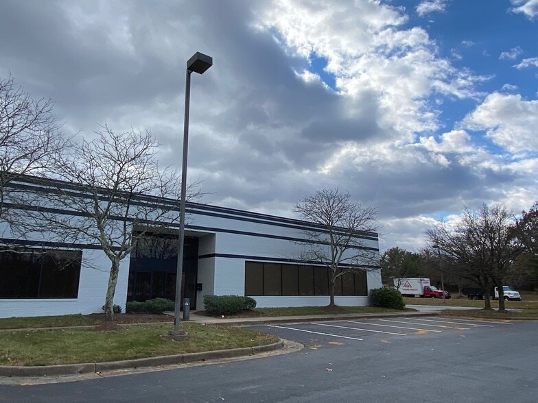 10501-10553 Battleview Pky, Manassas, VA for lease - Building Photo - Image 3 of 13