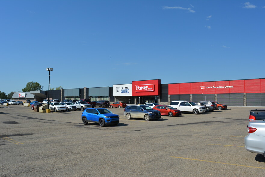 5230 45 St, Lacombe, AB T4L 2A1 - Retail for Lease | LoopNet