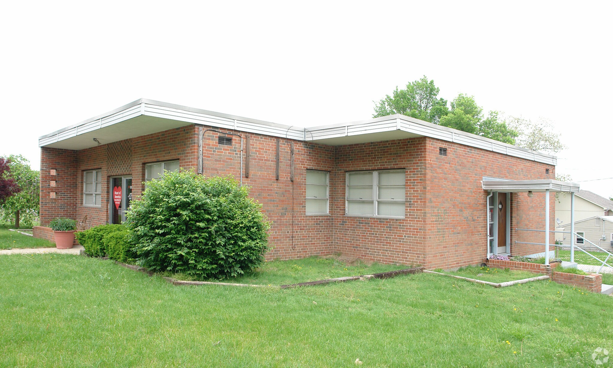 831 S Noland Rd, Independence, MO for sale Primary Photo- Image 1 of 1
