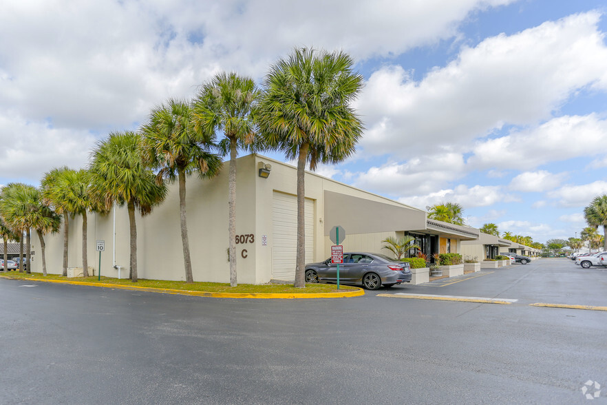 6073 NW 167th St, Miami Lakes, FL for sale - Building Photo - Image 1 of 4