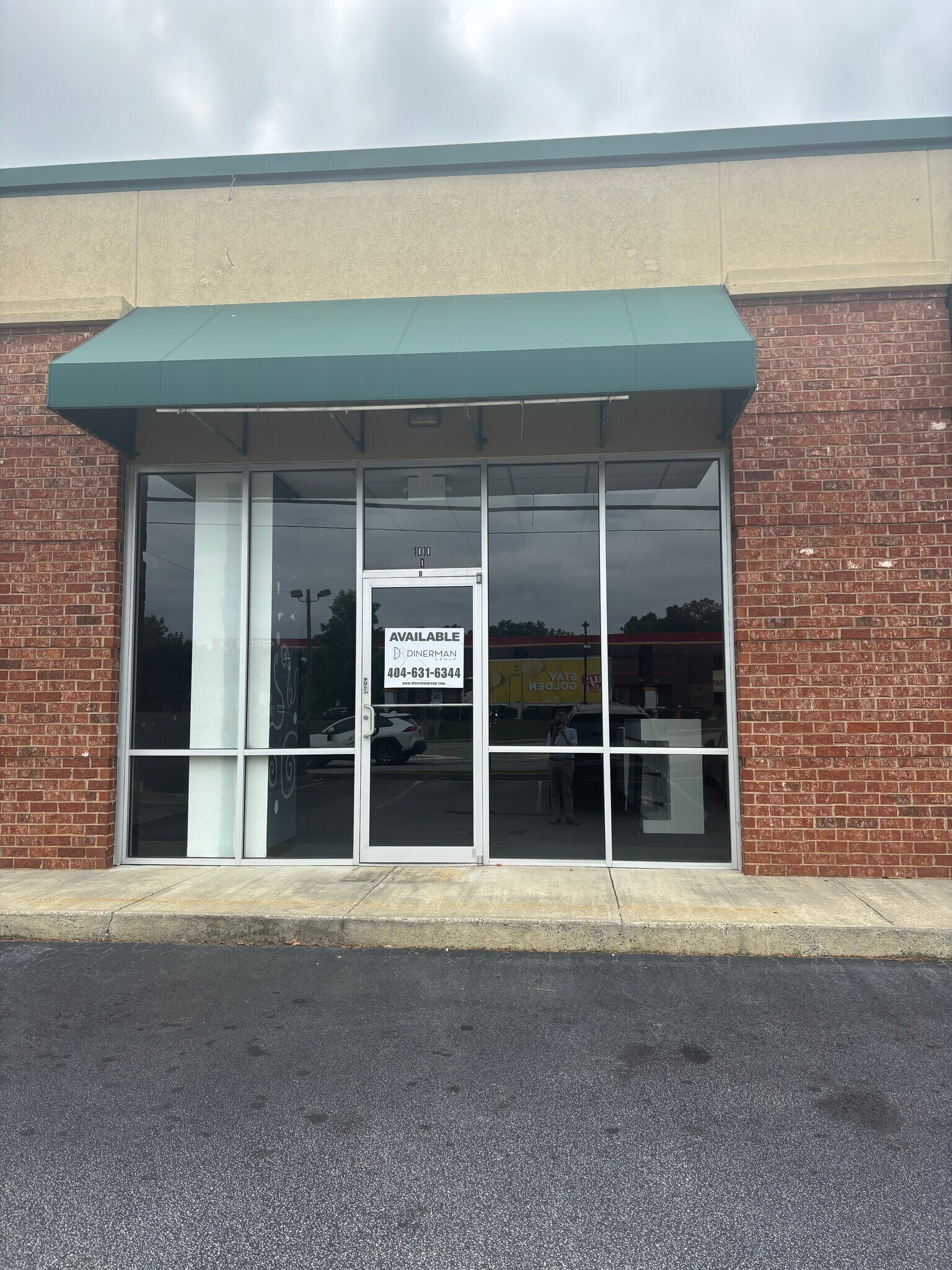 4010 Northside Dr, Macon-Bibb, GA for lease Interior Photo- Image 1 of 8