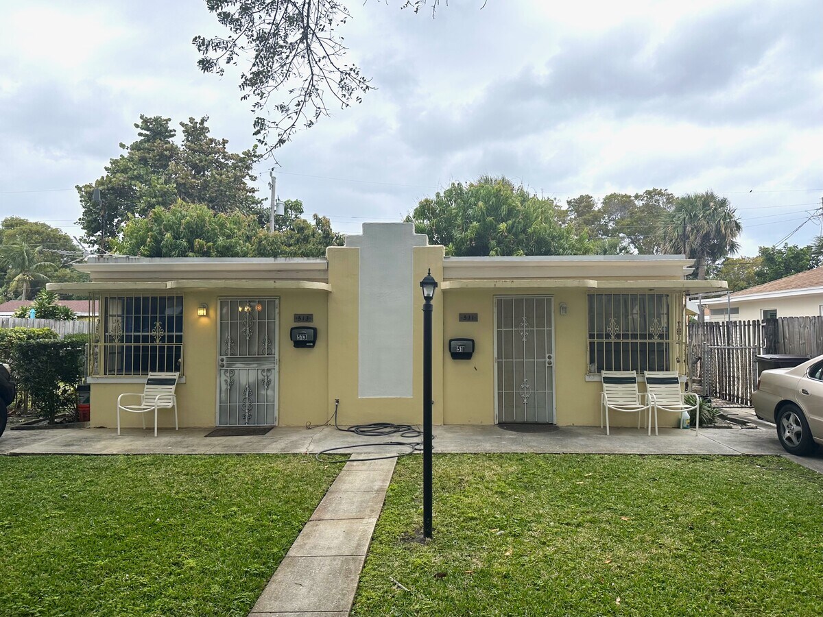 511 51st St West Palm Beach FL - 511 51st St West Palm Beach FL Building Photo 1 HighDefinition