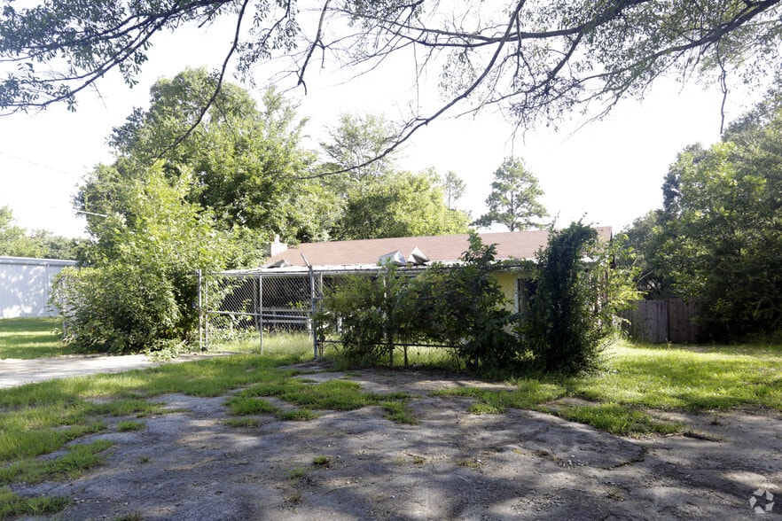 1020 S Main St, Conyers, GA for sale - Primary Photo - Image 1 of 1