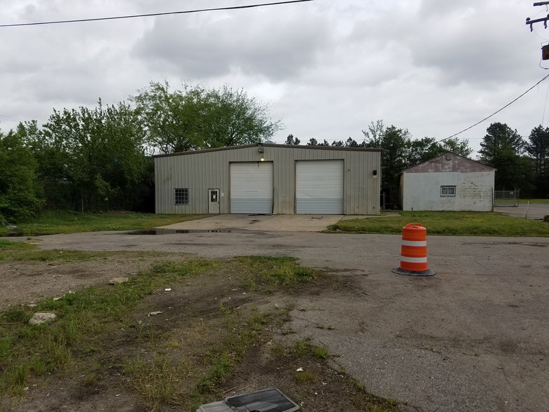 2400 E Indian River Rd, Norfolk, VA 23523