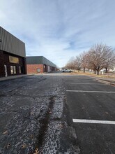 19915 W 161st St, Olathe, KS for lease Interior Photo- Image 2 of 11