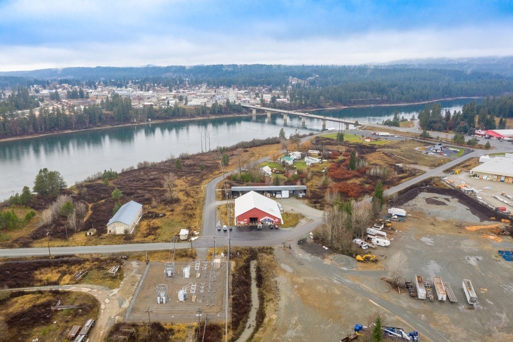 240 Old Diamond Mill Rd, Oldtown, ID 83822