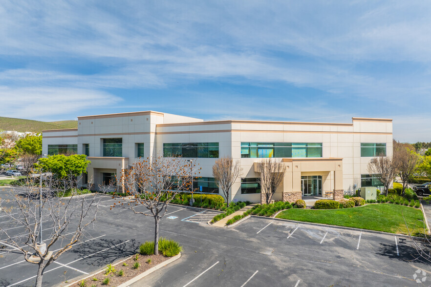 333 N Canyons Pky, Livermore, CA for lease - Building Photo - Image 1 of 9