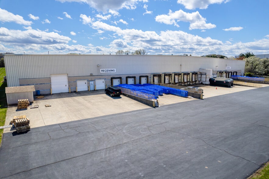 2000 N Union St, Middletown, PA for lease - Building Photo - Image 2 of 5