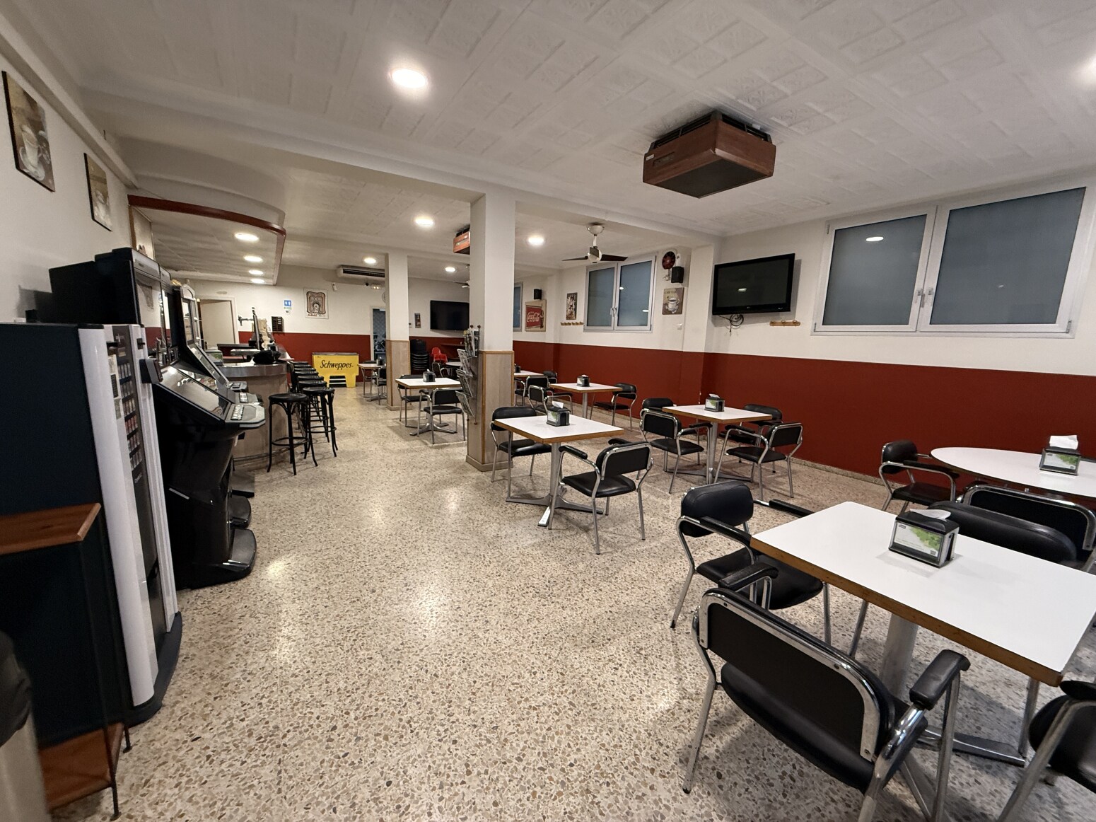 Carrer Jaume Ii, Bisbal Dempordà, 22, La Jonquera, Gerona for sale Building Photo- Image 1 of 23