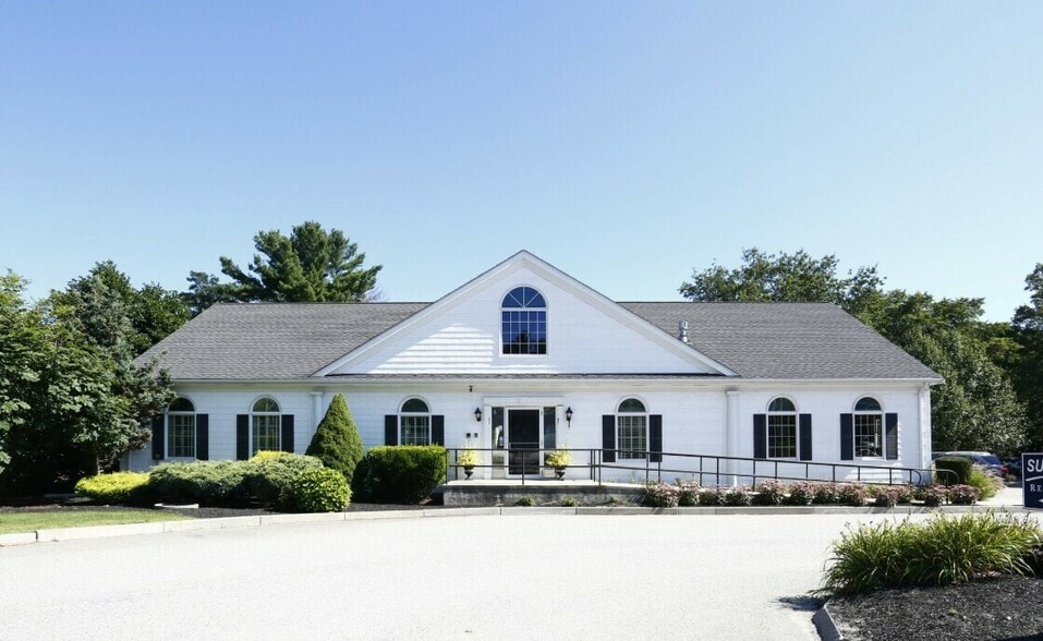 988 Plain St, Marshfield, MA for lease - Building Photo - Image 1 of 11